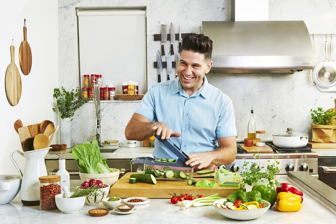 Mindful Cooking: Incorporating Meditation and Awareness in the Kitchen